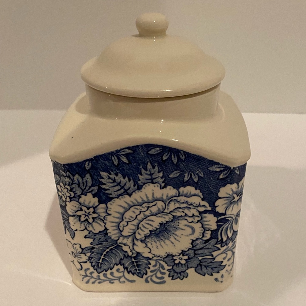 Crabtree & Evelyn of London Container - Picture 5 of 7